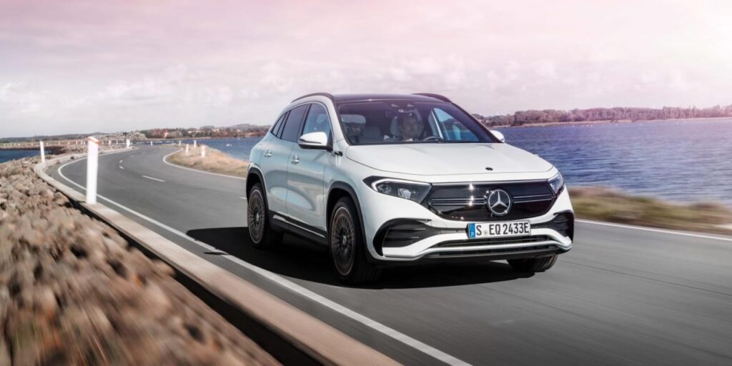 Test van de Mercedes EQA 2025: Innovaties en Prestaties benadrukt 5 mercedes eqa front fahrend 2101 mgfxoi 1